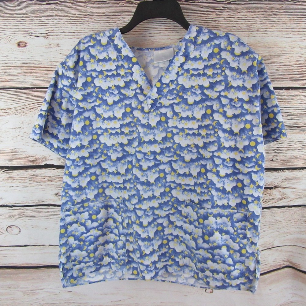 Maryland Scrubs Aurora Size M Moon and Stars Scrub Top